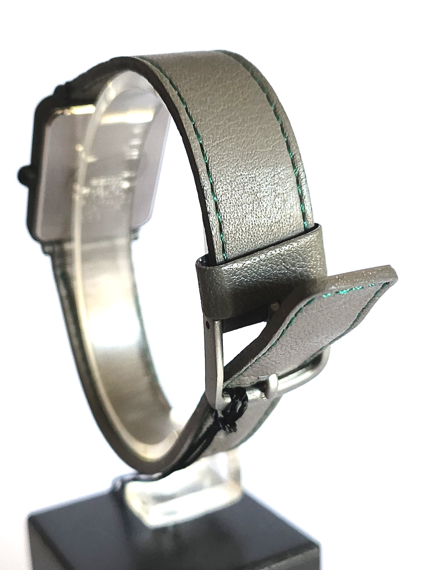 Seiko Tank Gray Blue Gold Vintage NOS NEW NEW Full Set Very rare piece especially in unworn condition