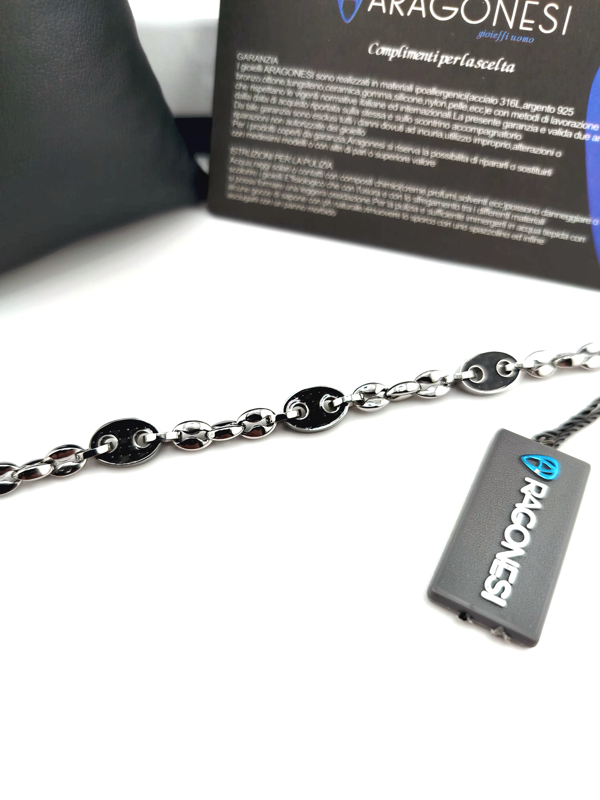 Bracciale Arona Acciaio maglie marinare in acciaio con trattamento a induzione in pvd nero e fibra di carbonio