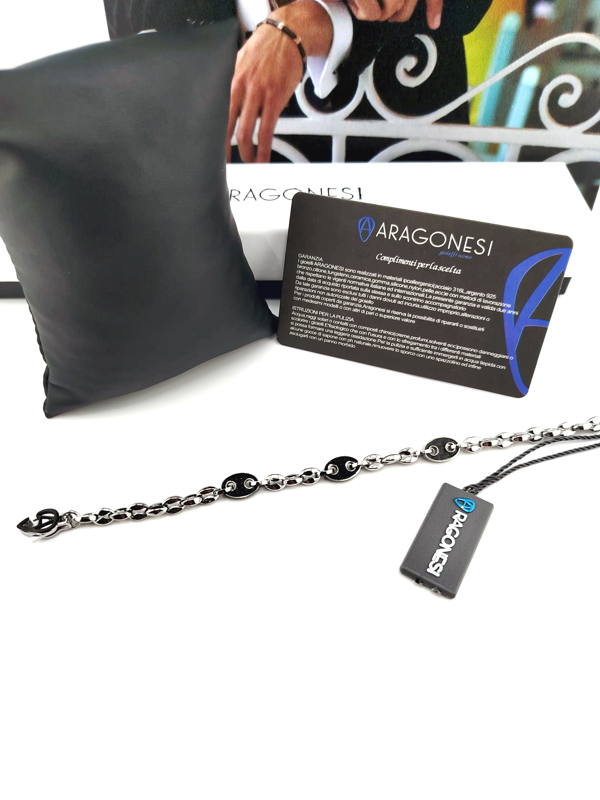 Bracciale Arona Acciaio maglie marinare in acciaio con trattamento a induzione in pvd nero e fibra di carbonio