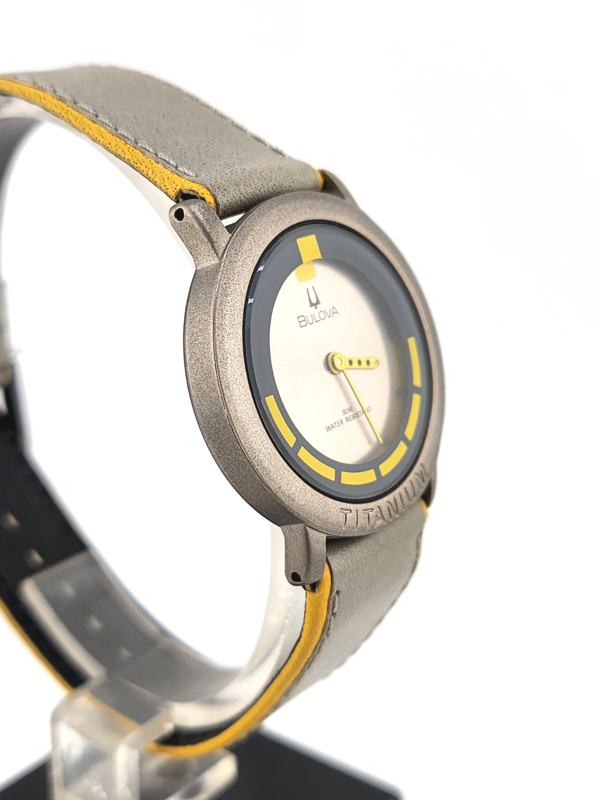 Bulova Titan Vintage NOS NEW NUOVO Full Set Very rare piece especially in unworn condition