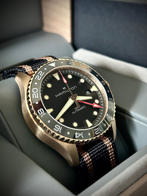 Hamilton Khaki Navy Scuba GMT Automatic 43mm – Cassa Bronzo | Nuovo Full Set