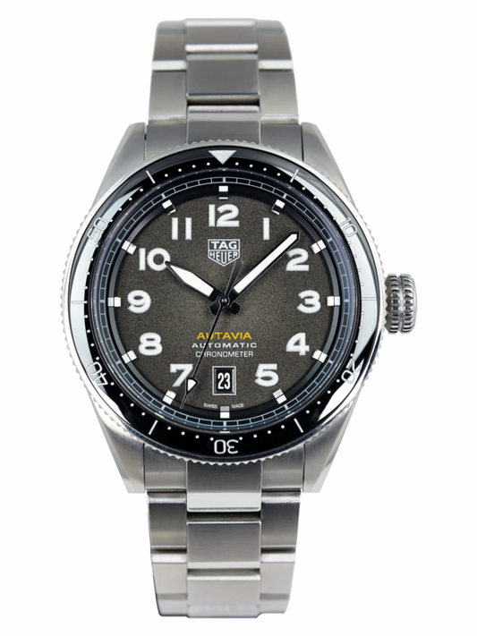 TAG Heuer Autavia 42mm — Special Packaging | Calibre 5 COSC | NUOVO