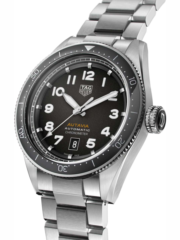 TAG Heuer Autavia 42mm — Special Packaging | Calibre 5 COSC | NUOVO